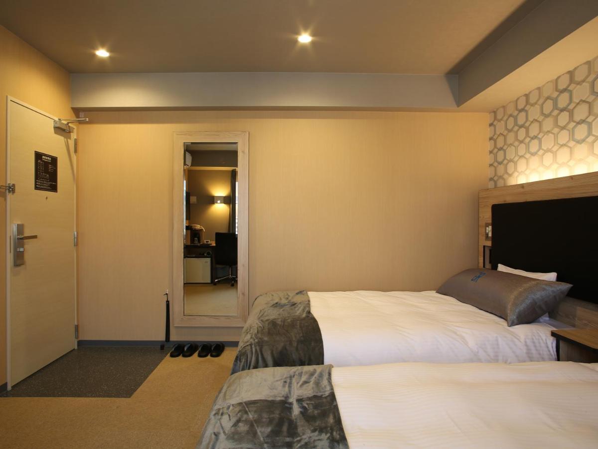 Green Rich Hotel & Capsule Naha - Artificial Hot Spring Futamata Yunohana Exterior foto